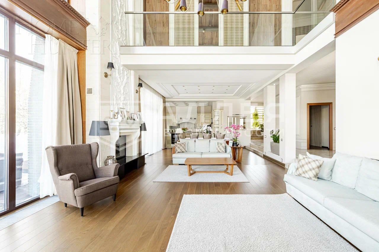 2-этажный коттедж 535 м² с отделкой