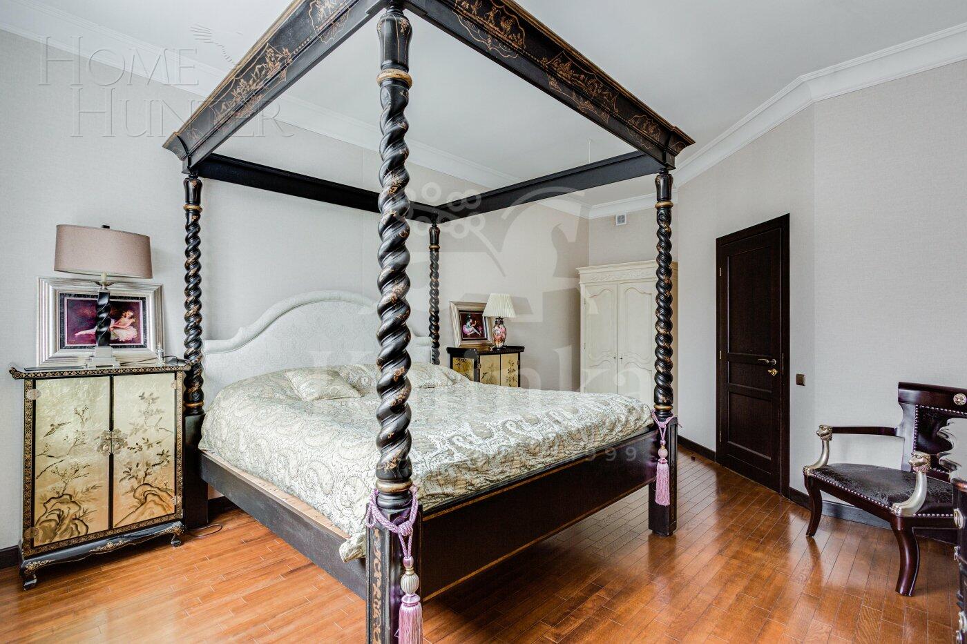 2-этажный коттедж 500 м² с отделкой