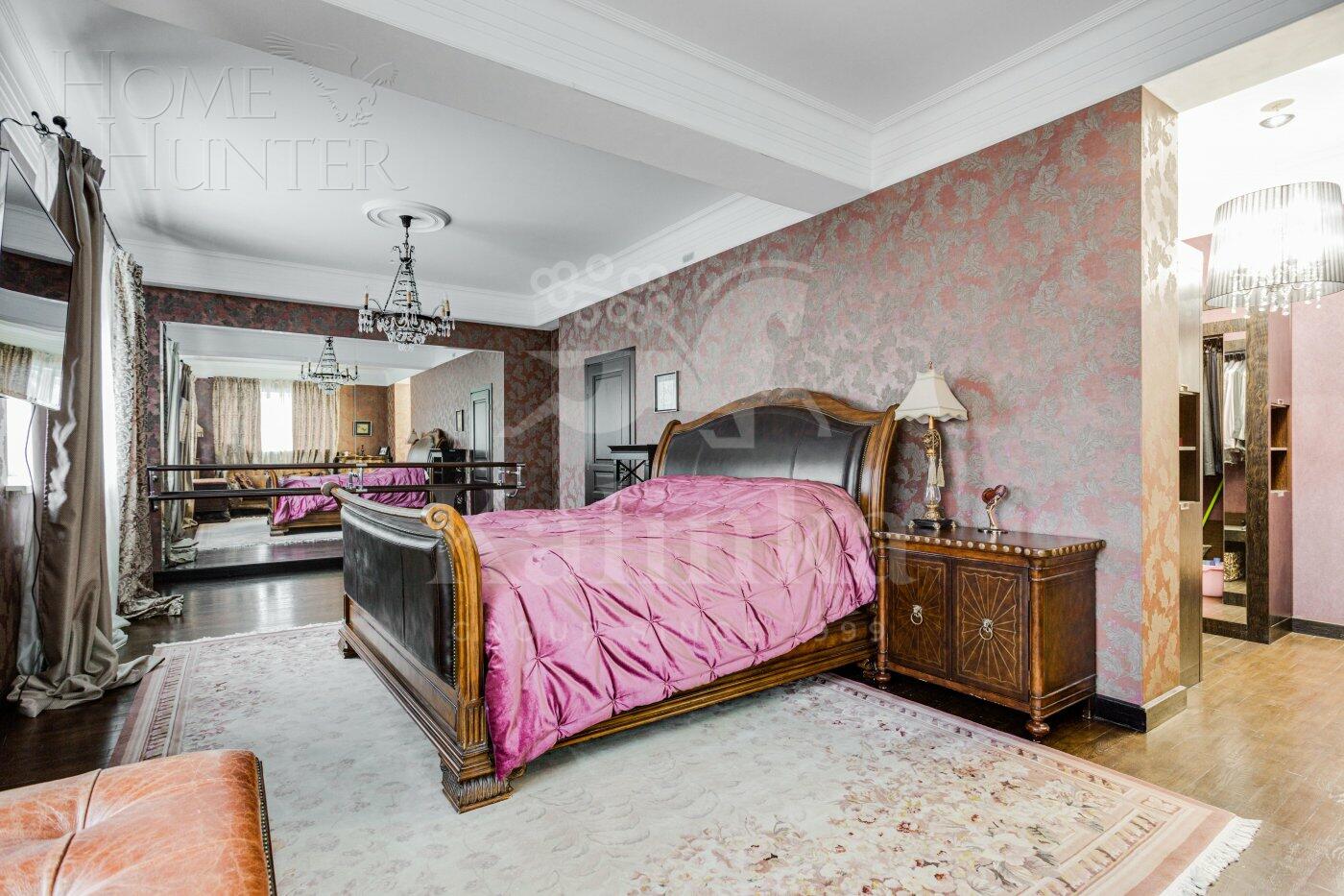 2-этажный коттедж 500 м² с отделкой