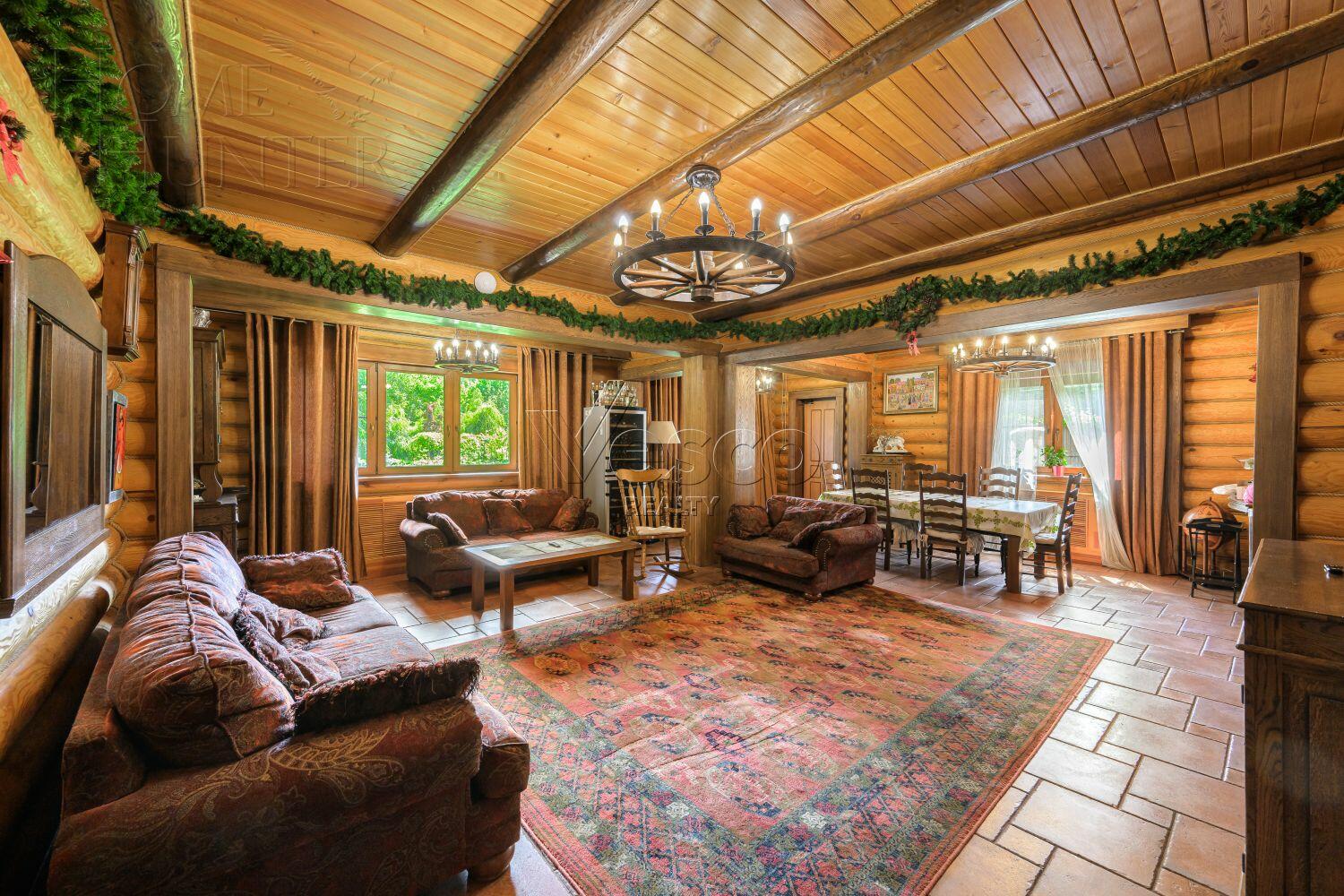 3-этажный коттедж 550 м² с отделкой