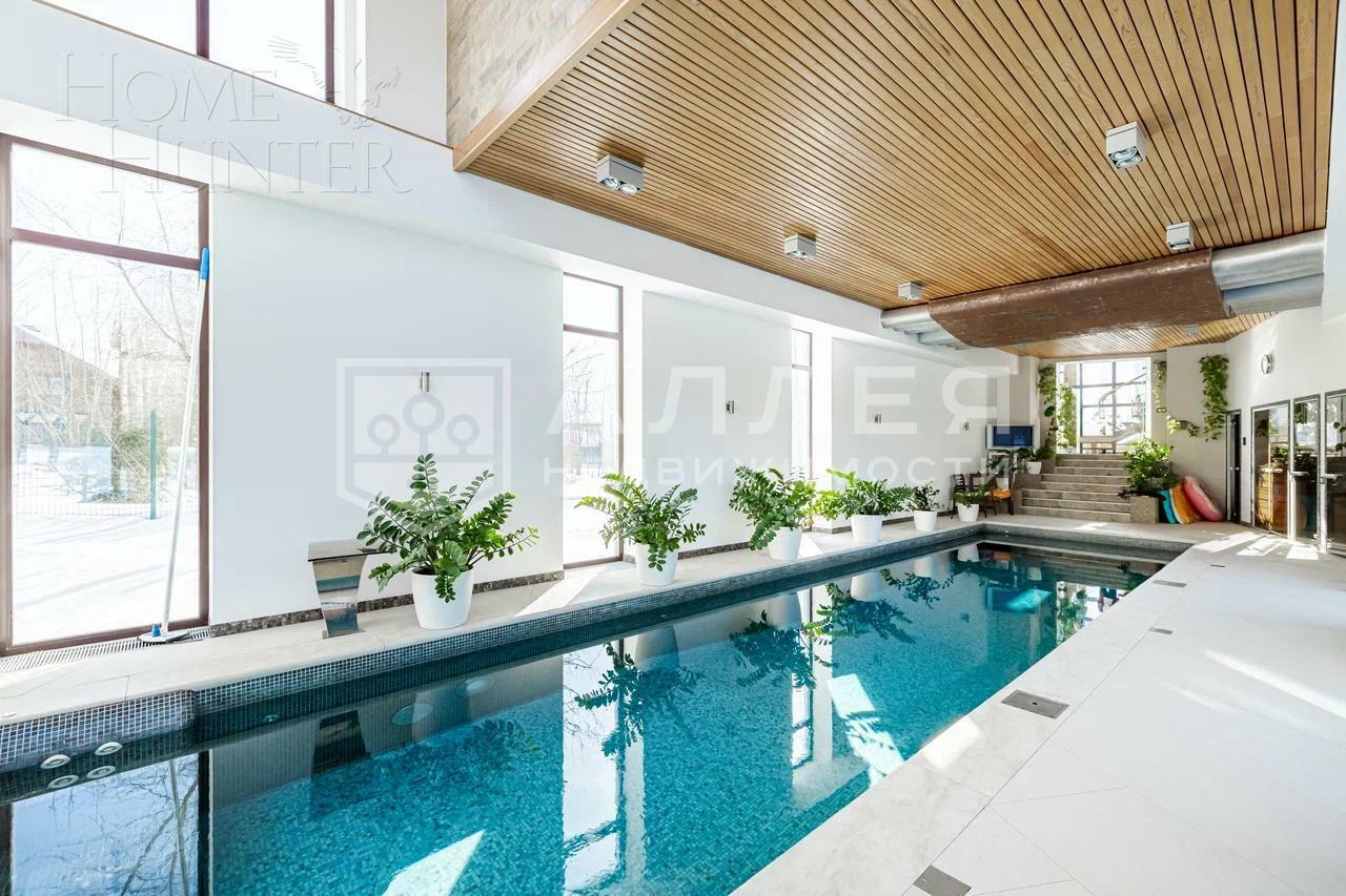 2-этажный коттедж 535 м² с отделкой