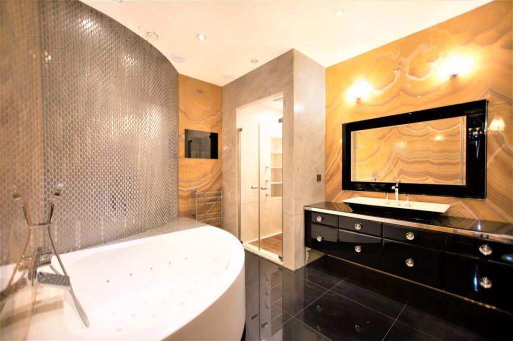 4-КОМН. КВАРТИРА С ОТДЕЛКОЙ 234 М² НА 4 ЭТАЖЕ