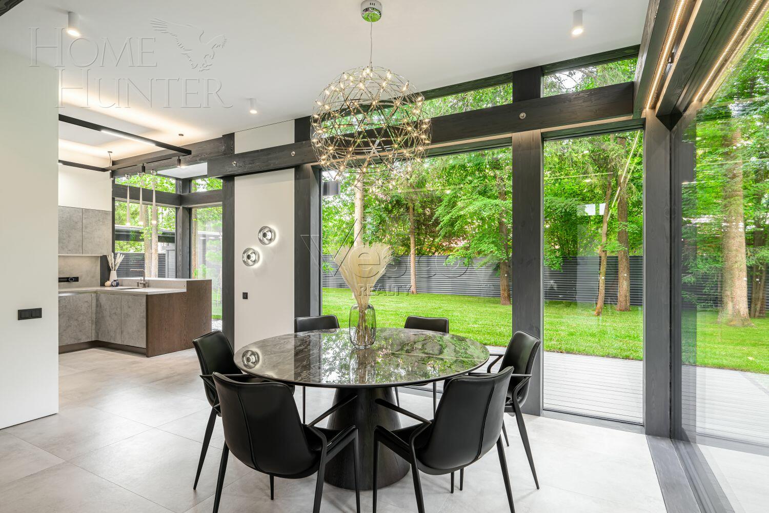 2-этажный коттедж 294 м² с отделкой