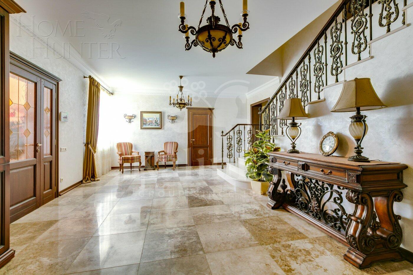 2-этажный коттедж 613 м² с отделкой