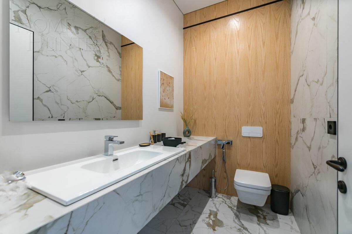 2-этажный коттедж 261 м² с отделкой