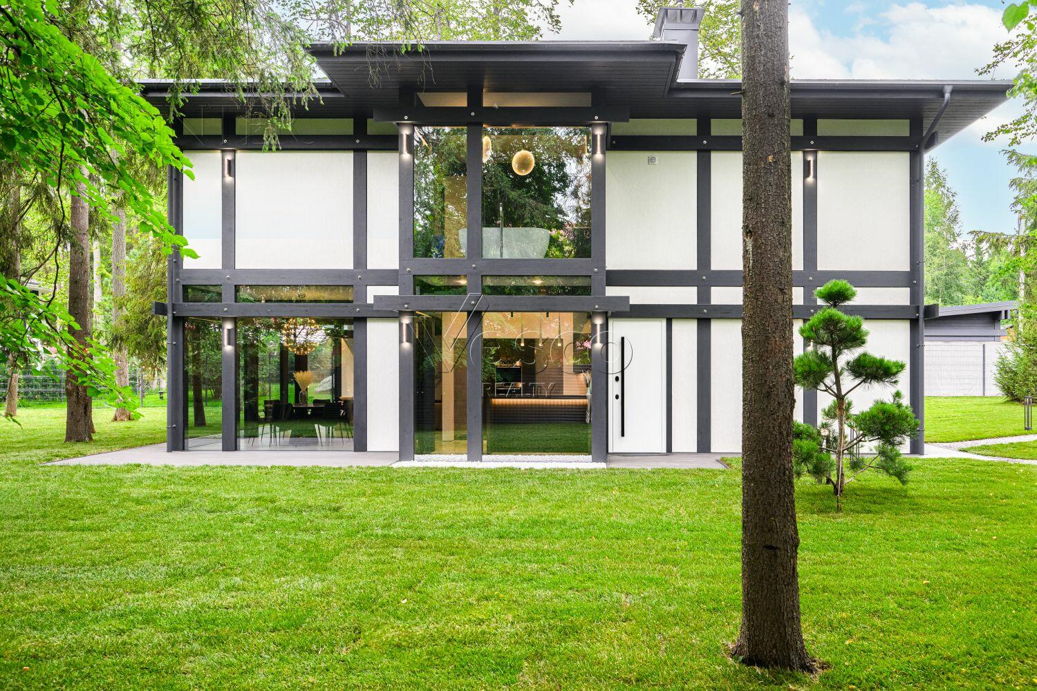 2-этажный коттедж 294 м² с отделкой