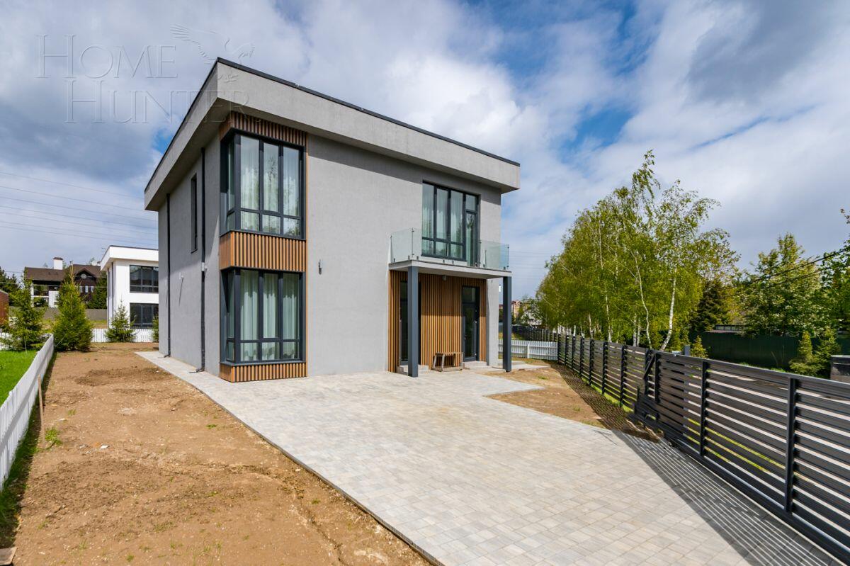 2-этажный коттедж 261 м² с отделкой