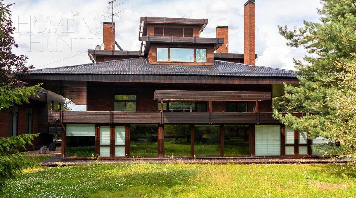 2-этажный коттедж 947 м² с отделкой