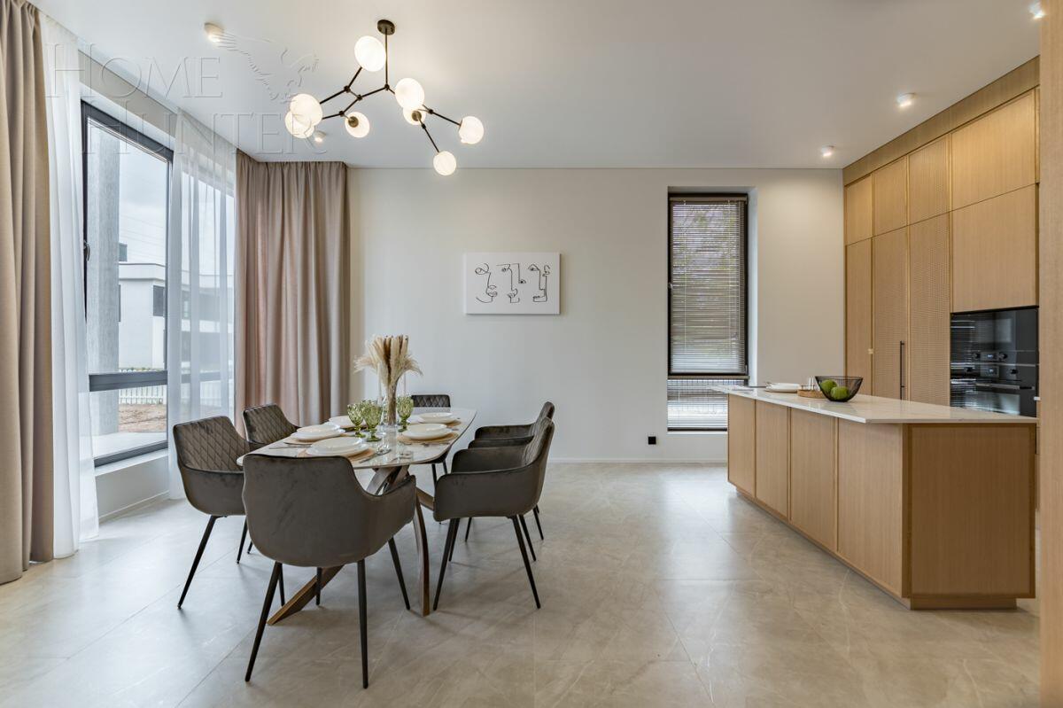 2-этажный коттедж 261 м² с отделкой