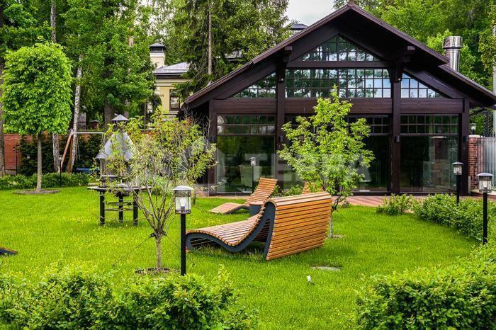 3-этажный коттедж 3 500 м² с отделкой