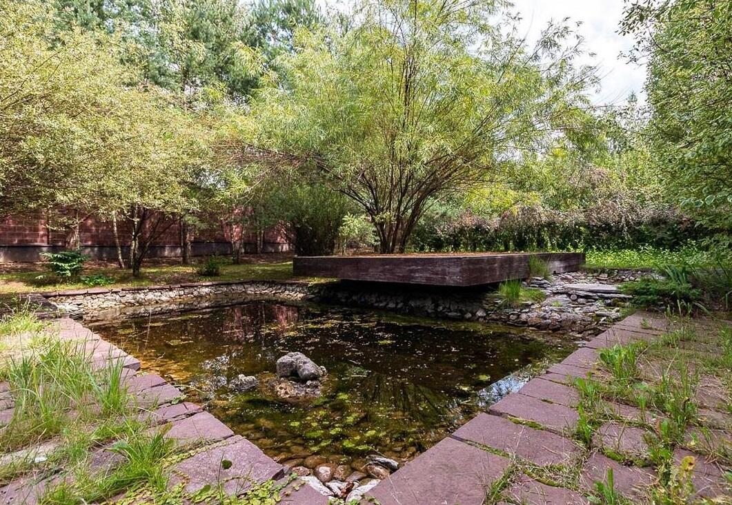 2-этажный коттедж 947 м² с отделкой