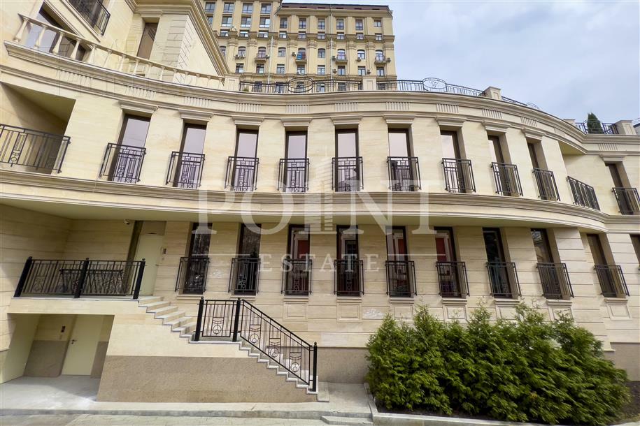 5-КОМН. АПАРТАМЕНТЫ БЕЗ ОТДЕЛКИ 214.2 М² НА 3 ЭТАЖЕ