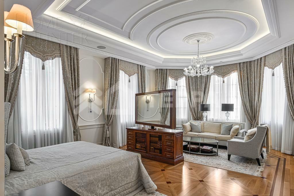 3-этажный коттедж 3 500 м² с отделкой