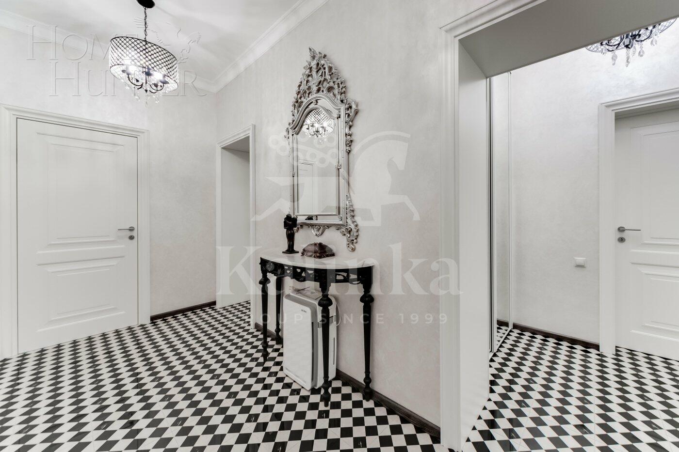 4-КОМН. КВАРТИРА С ОТДЕЛКОЙ 130 М² НА 4 ЭТАЖЕ