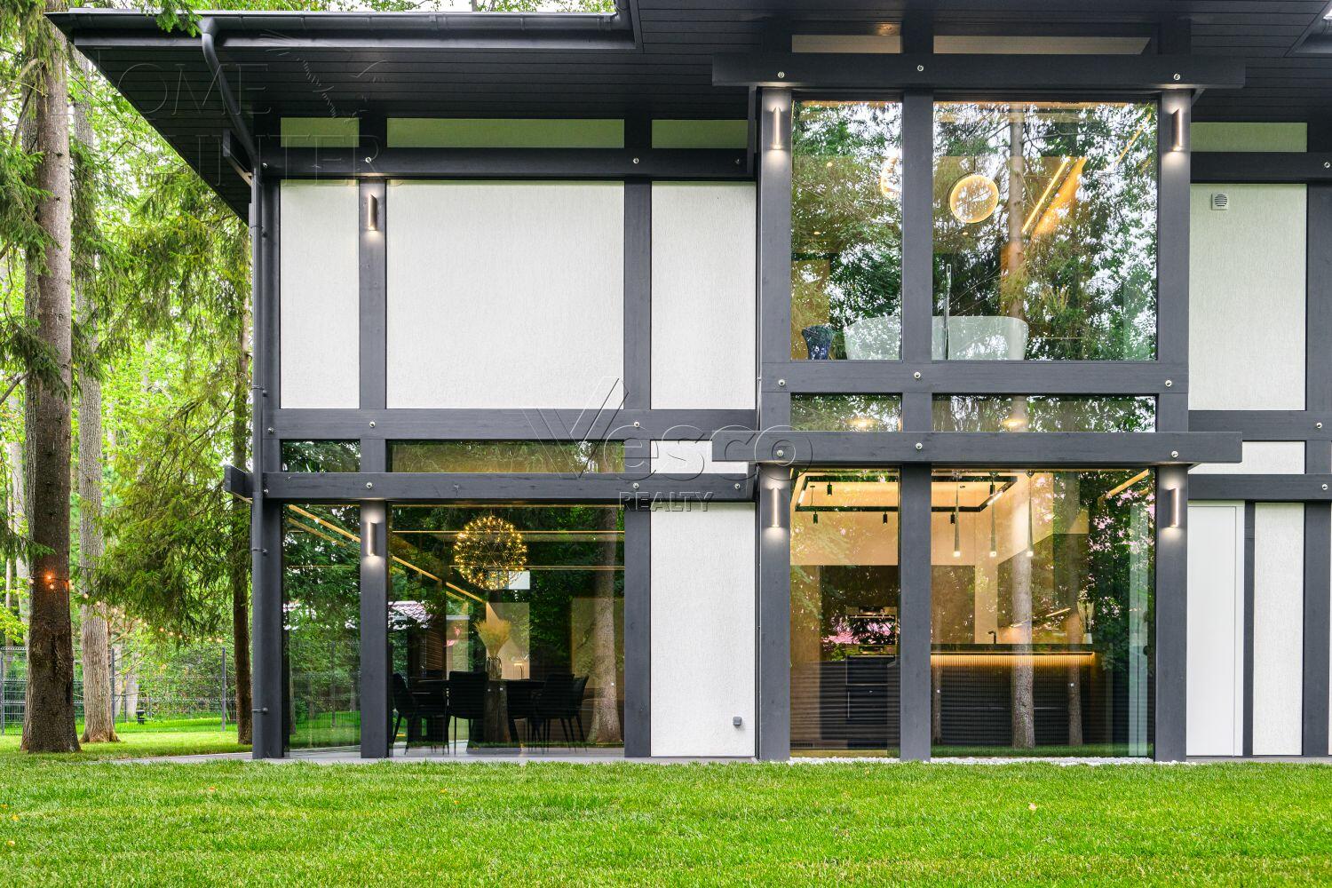 2-этажный коттедж 294 м² с отделкой