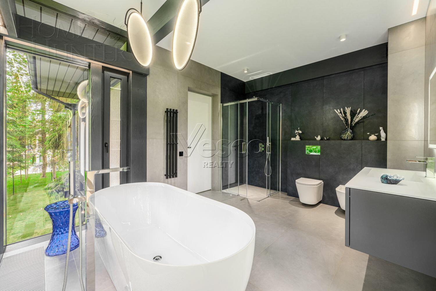 2-этажный коттедж 294 м² с отделкой