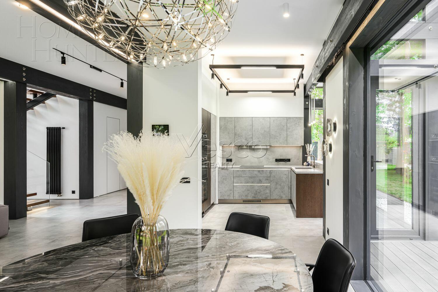 2-этажный коттедж 294 м² с отделкой