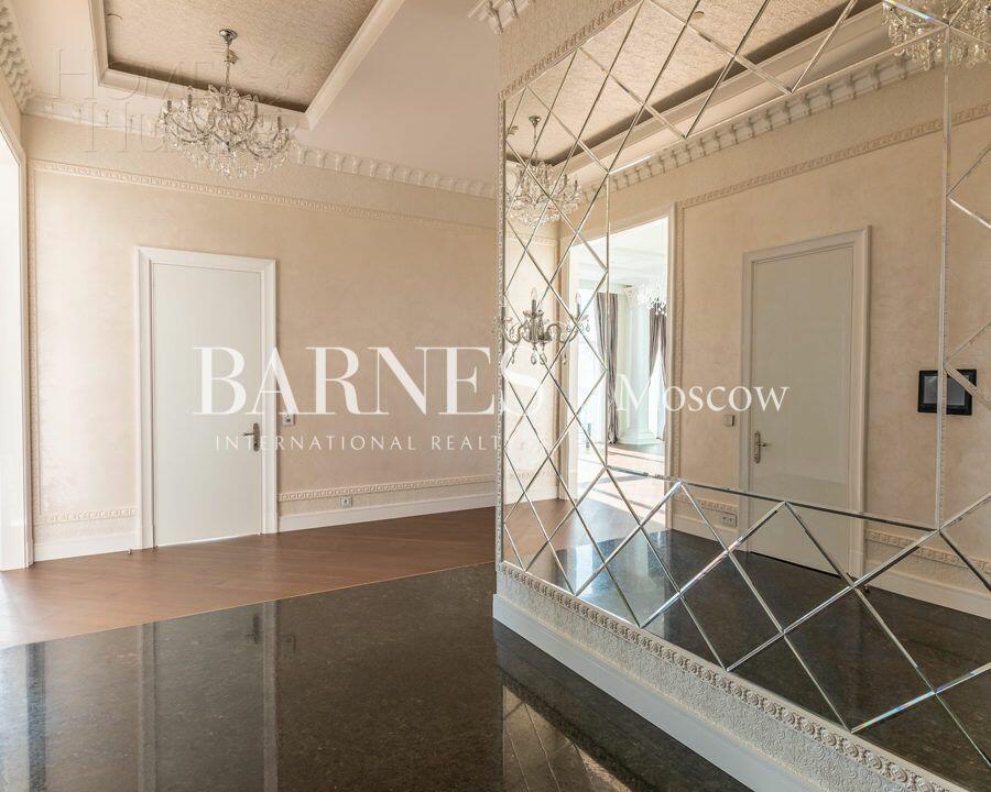 3-КОМН. АПАРТАМЕНТЫ С ОТДЕЛКОЙ 269 М² НА 69 ЭТАЖЕ