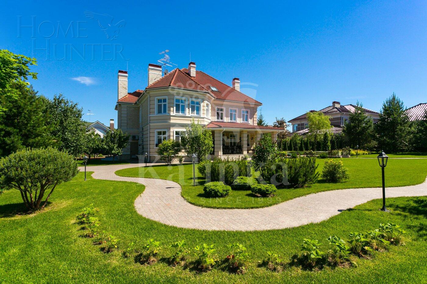 2-этажный коттедж 613 м² с отделкой