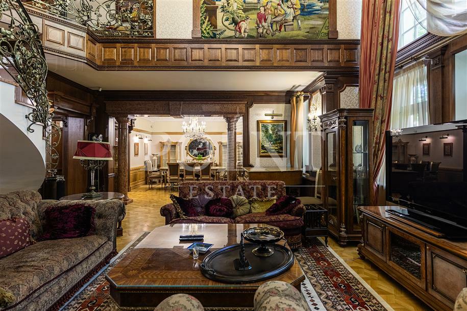 2-этажный коттедж 1 400 м² с отделкой