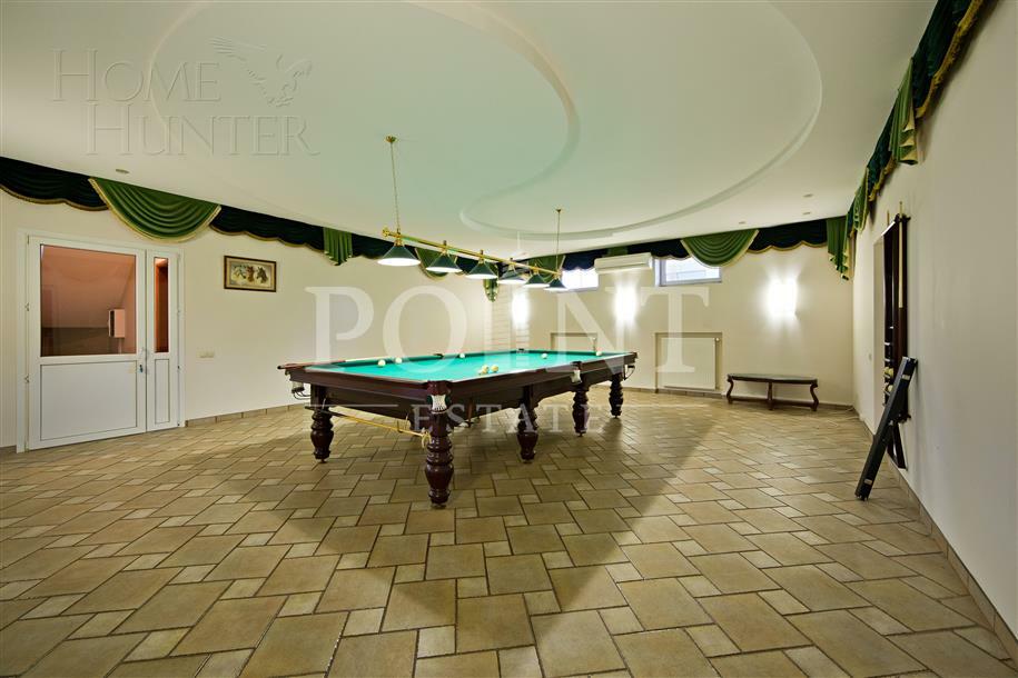 2-этажный коттедж 890 м² с отделкой