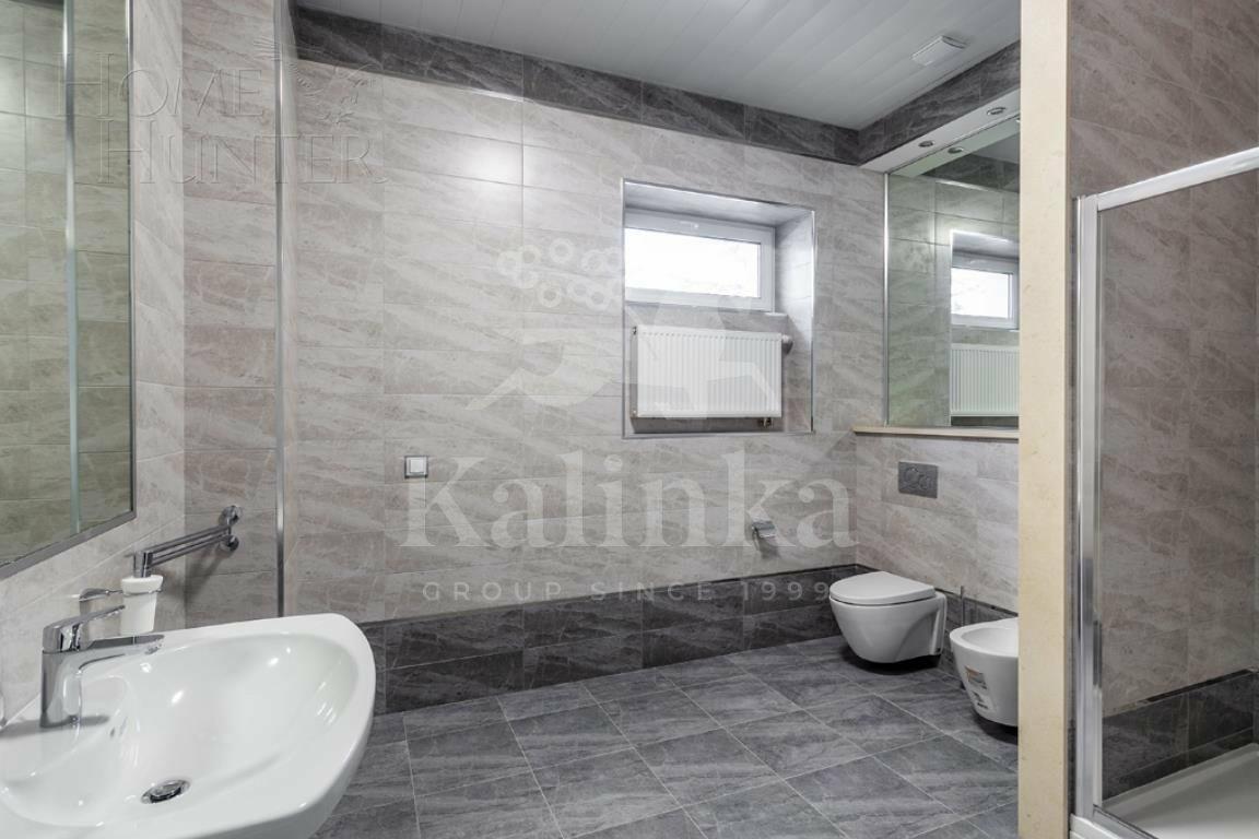 3-этажный таунхаус 360 м² с отделкой