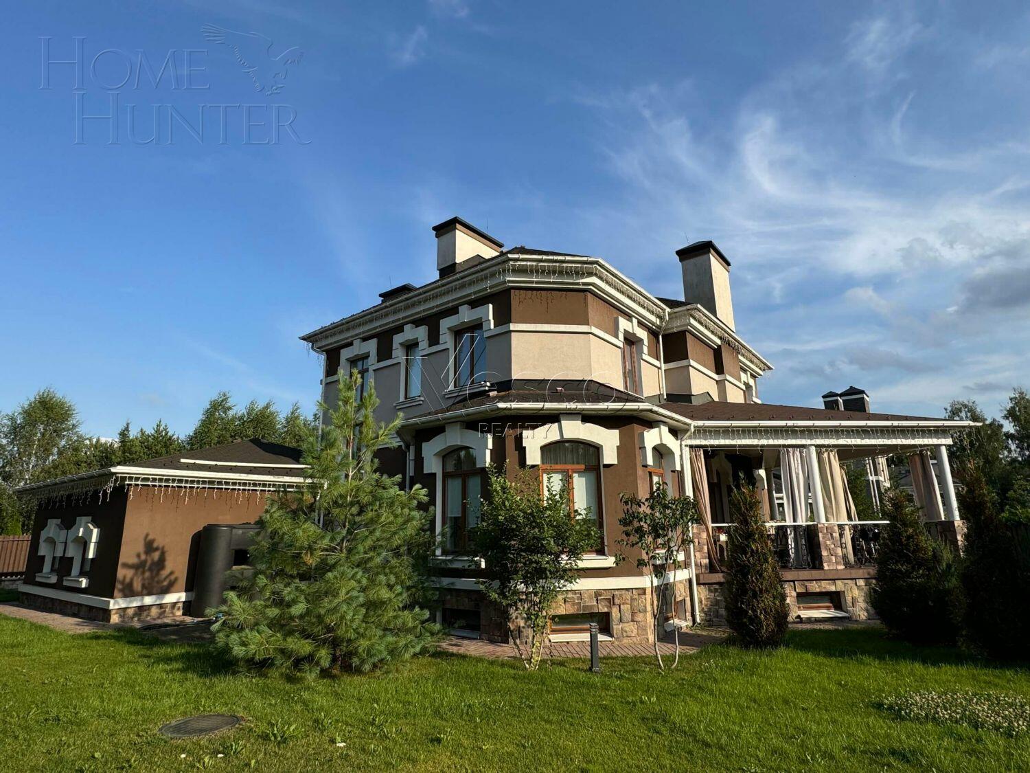 2-этажный коттедж 400 м² с отделкой