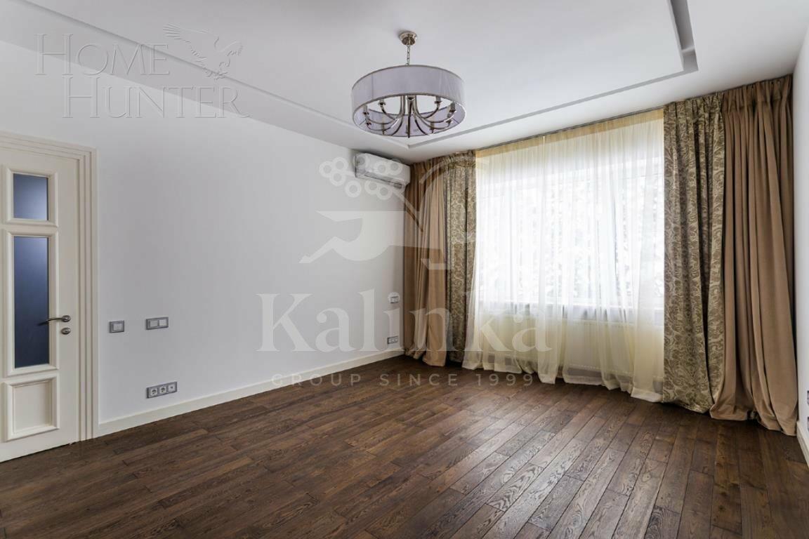 3-этажный таунхаус 360 м² с отделкой