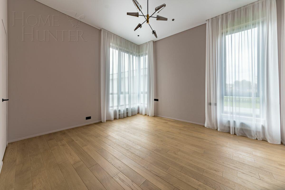 2-этажный коттедж 261 м² с отделкой