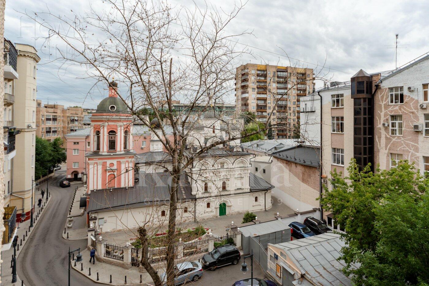 4-КОМН. КВАРТИРА С ОТДЕЛКОЙ 130 М² НА 4 ЭТАЖЕ