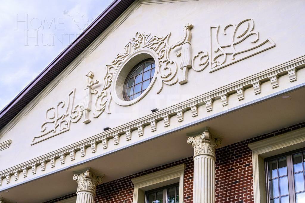 3-этажный коттедж 3 500 м² с отделкой