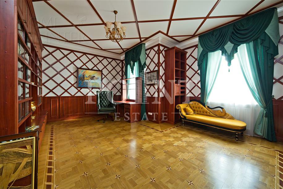 2-этажный коттедж 890 м² с отделкой