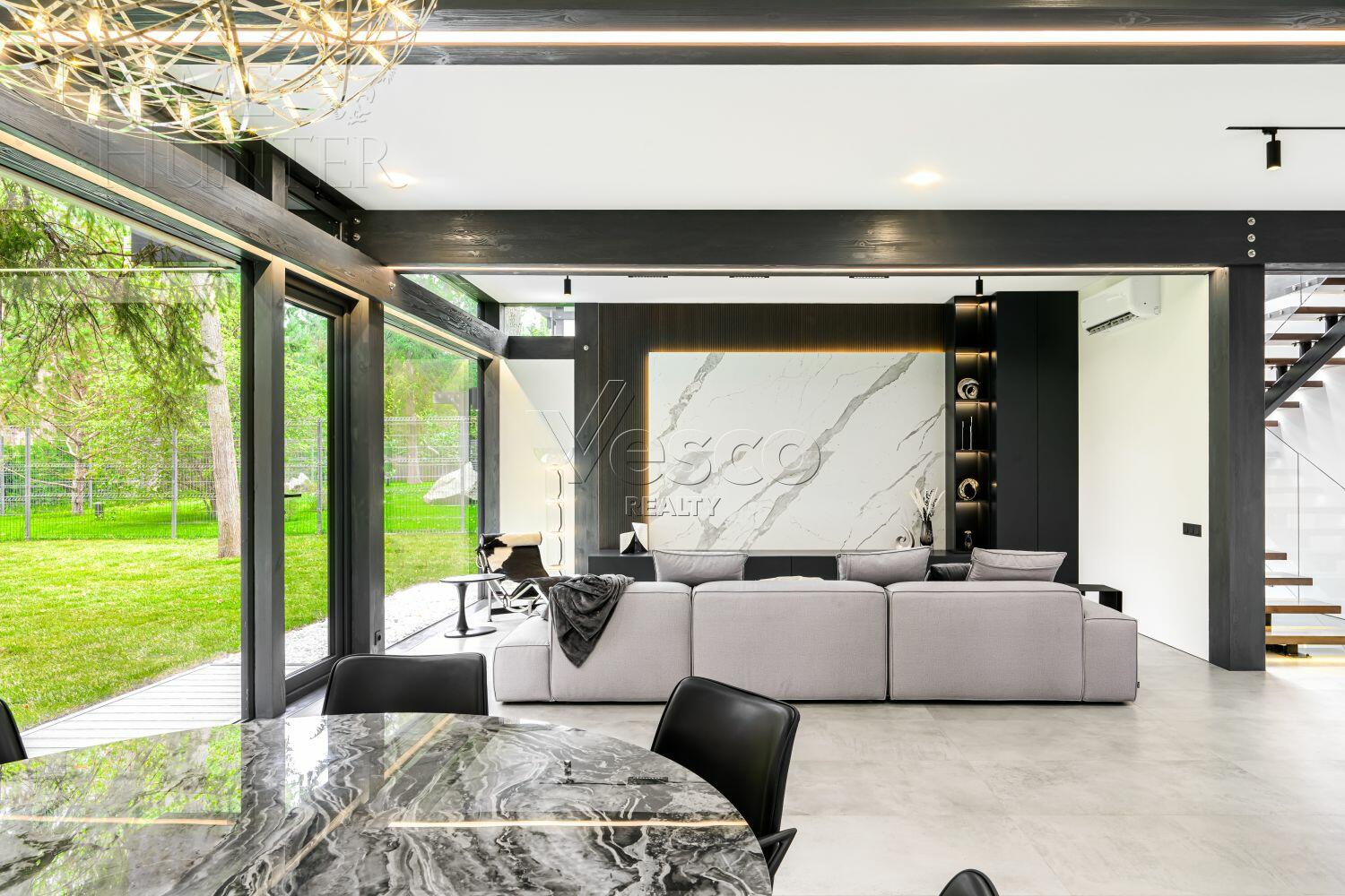 2-этажный коттедж 294 м² с отделкой