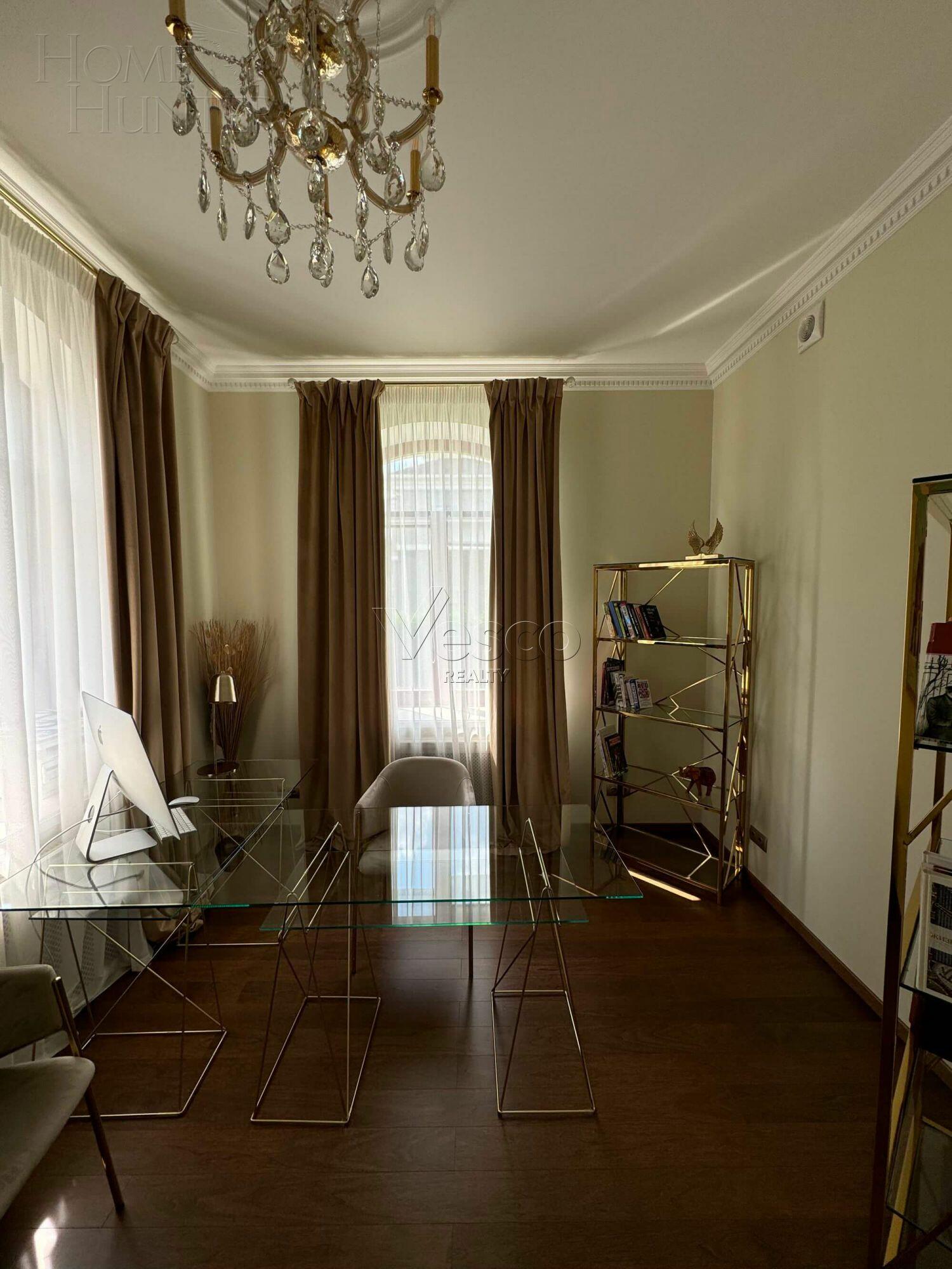 2-этажный коттедж 400 м² с отделкой