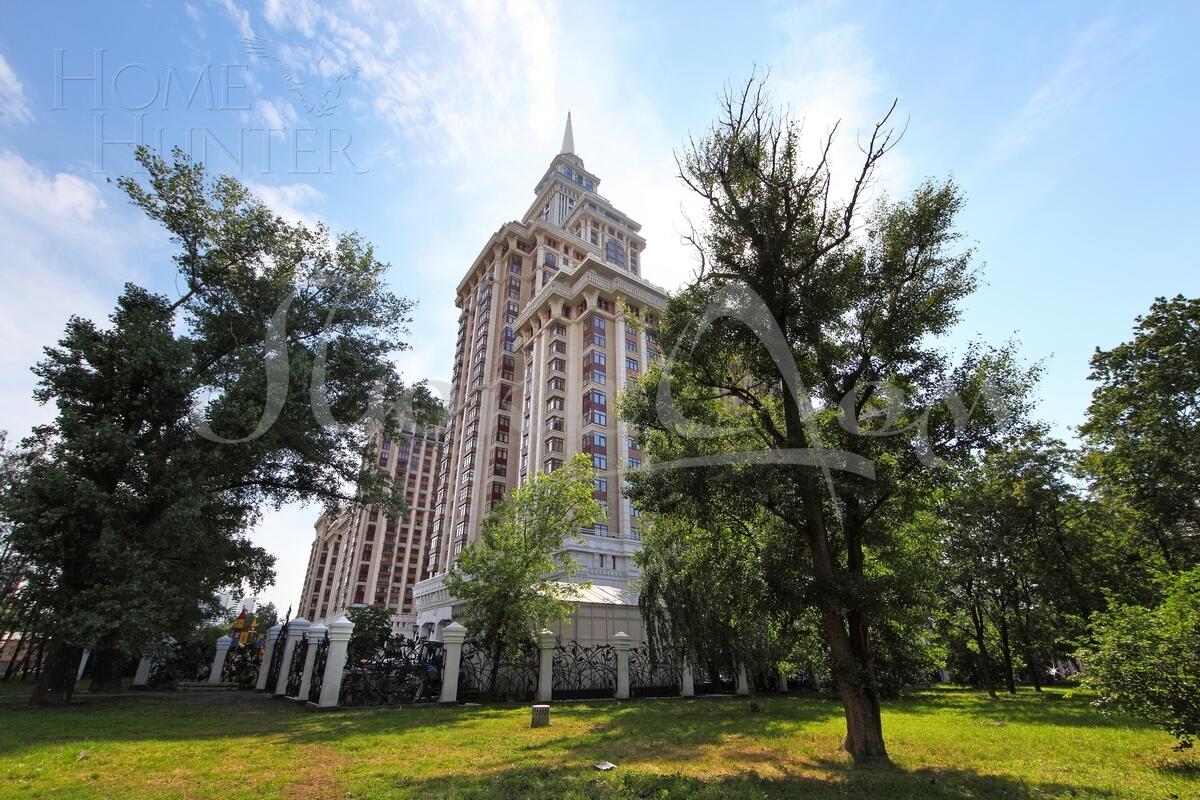 4-КОМН. КВАРТИРА С ОТДЕЛКОЙ 214 М² НА 4 ЭТАЖЕ