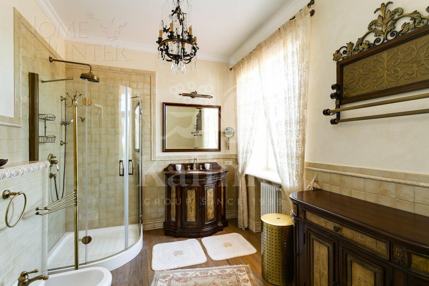 2-этажный коттедж 613 м² с отделкой