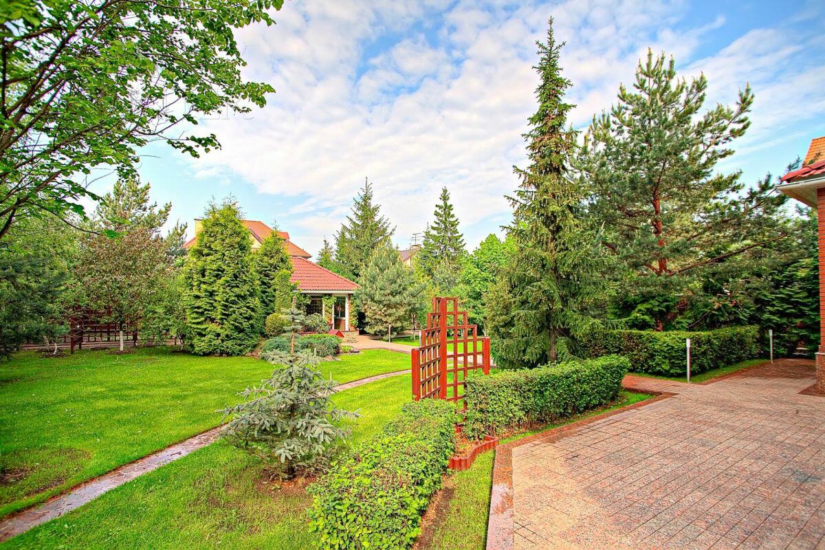 2-этажный коттедж 765 м² с отделкой