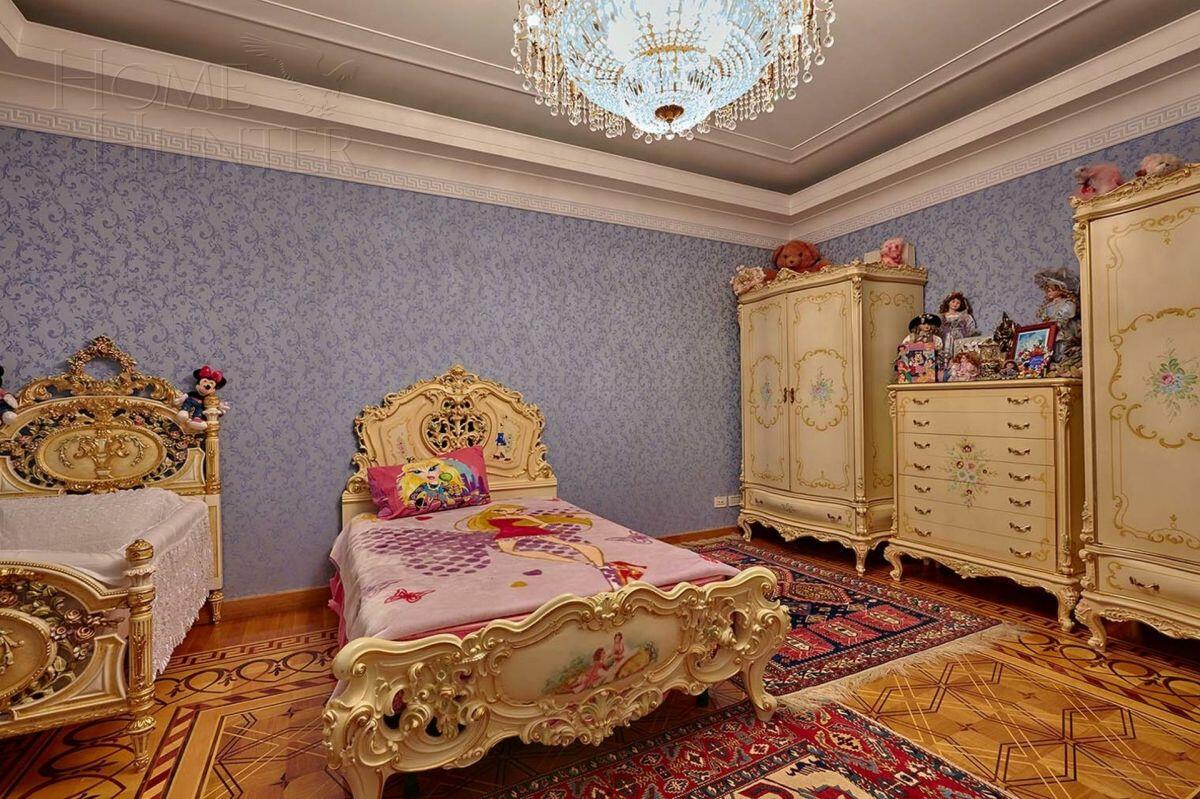 2-этажный коттедж 800 м² с отделкой