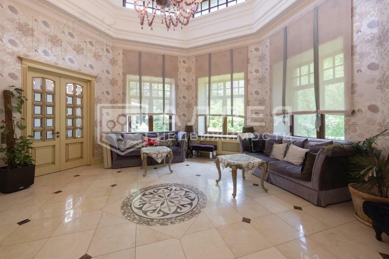 2-этажный коттедж 1 400 м² с отделкой