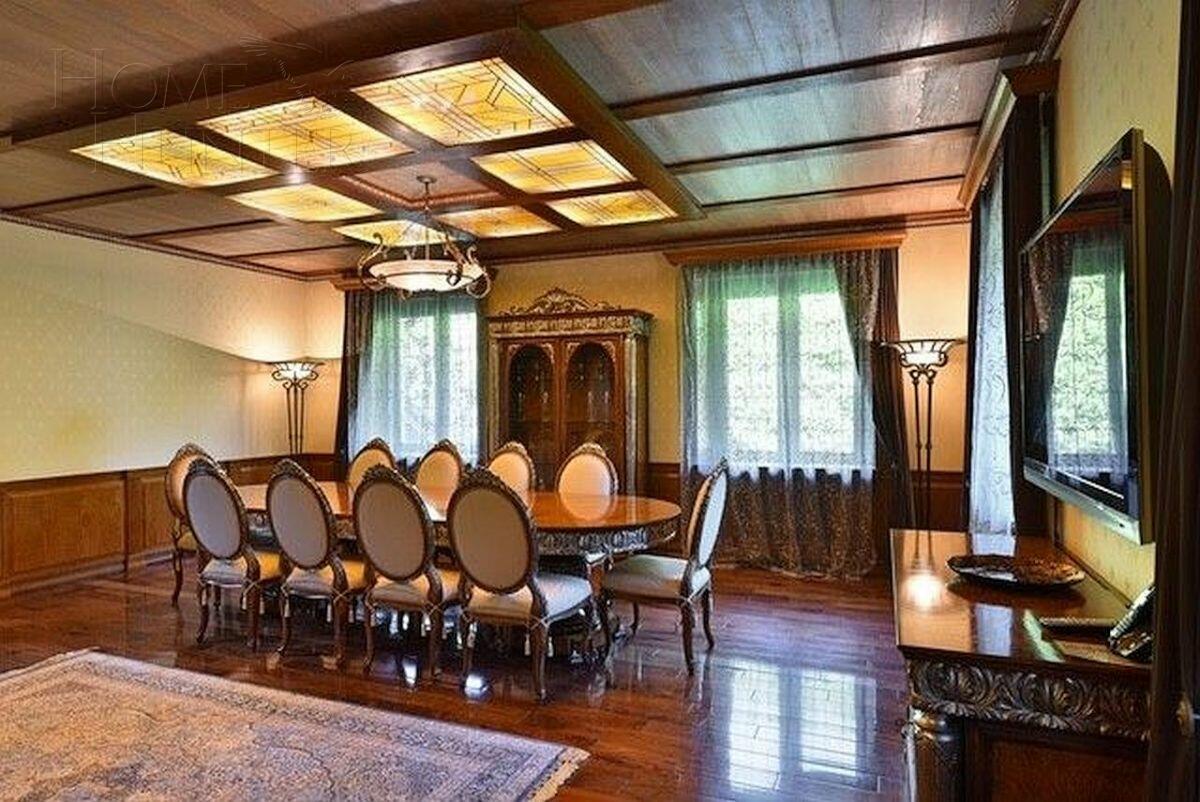 2-этажный коттедж 960 м² с отделкой