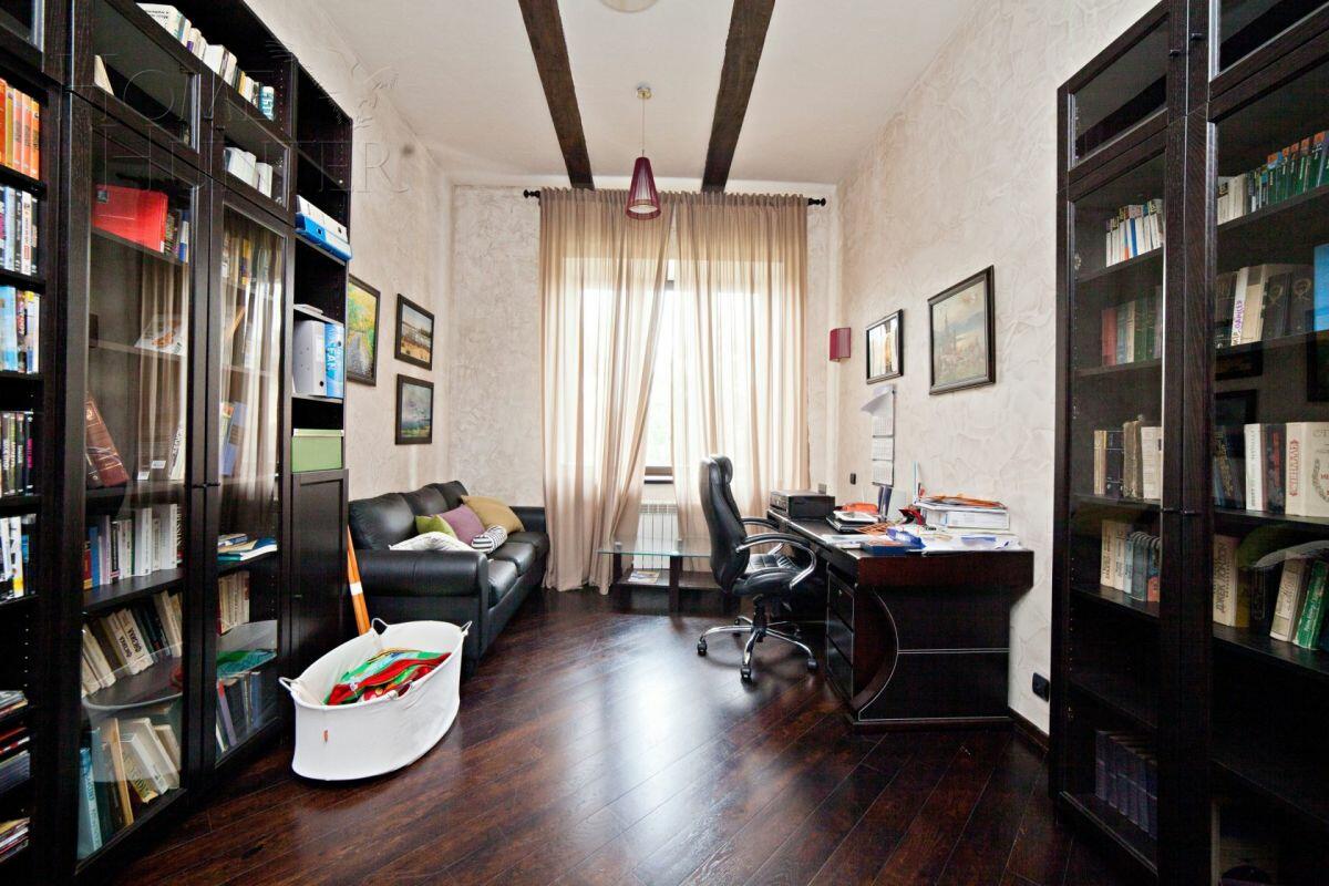 2-этажный коттедж 232 м² без отделки