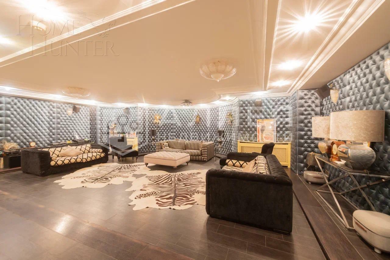 2-этажный коттедж 1 400 м² с отделкой