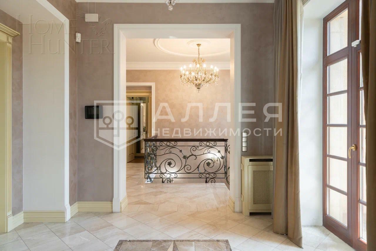 2-этажный коттедж 1 400 м² с отделкой