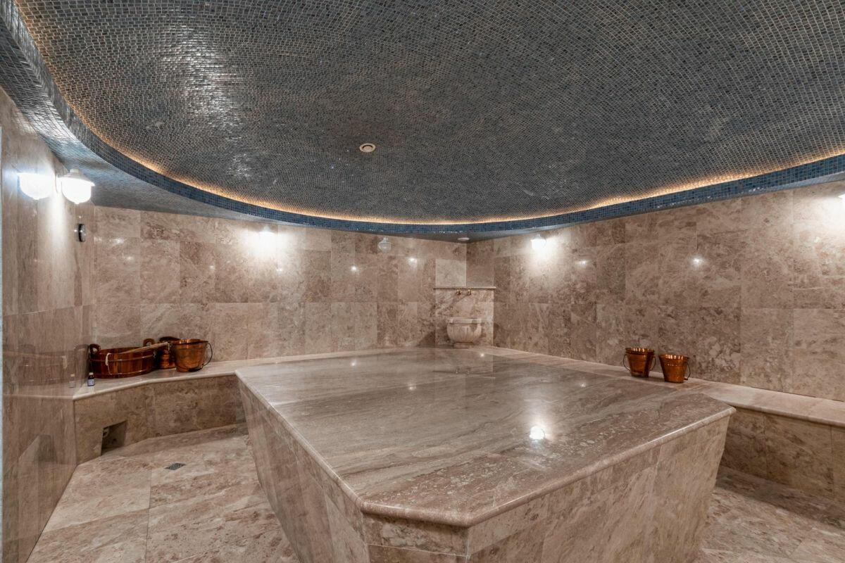 2-этажный коттедж 2 000 м² с отделкой