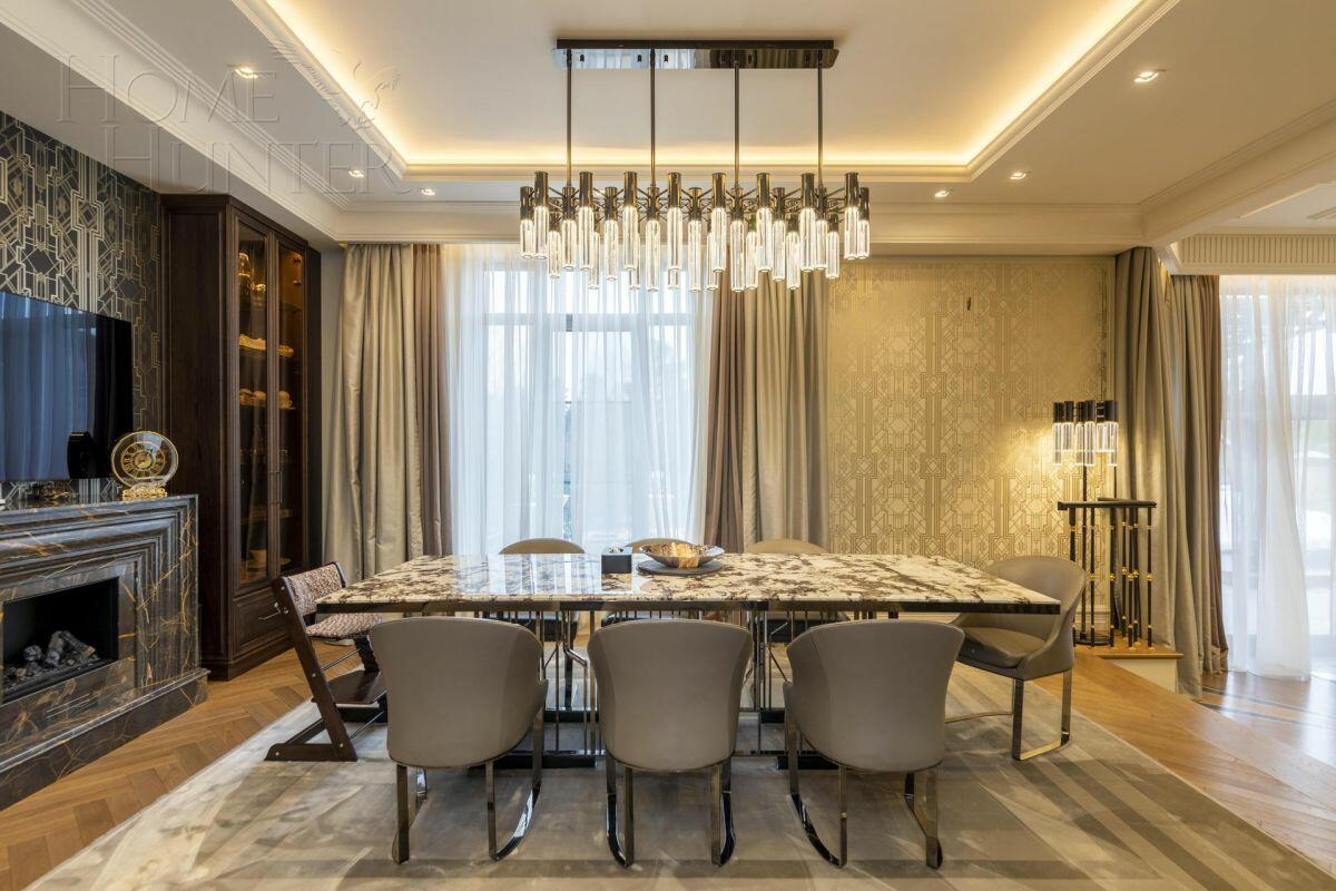 3-этажный коттедж 1 100 м² с отделкой