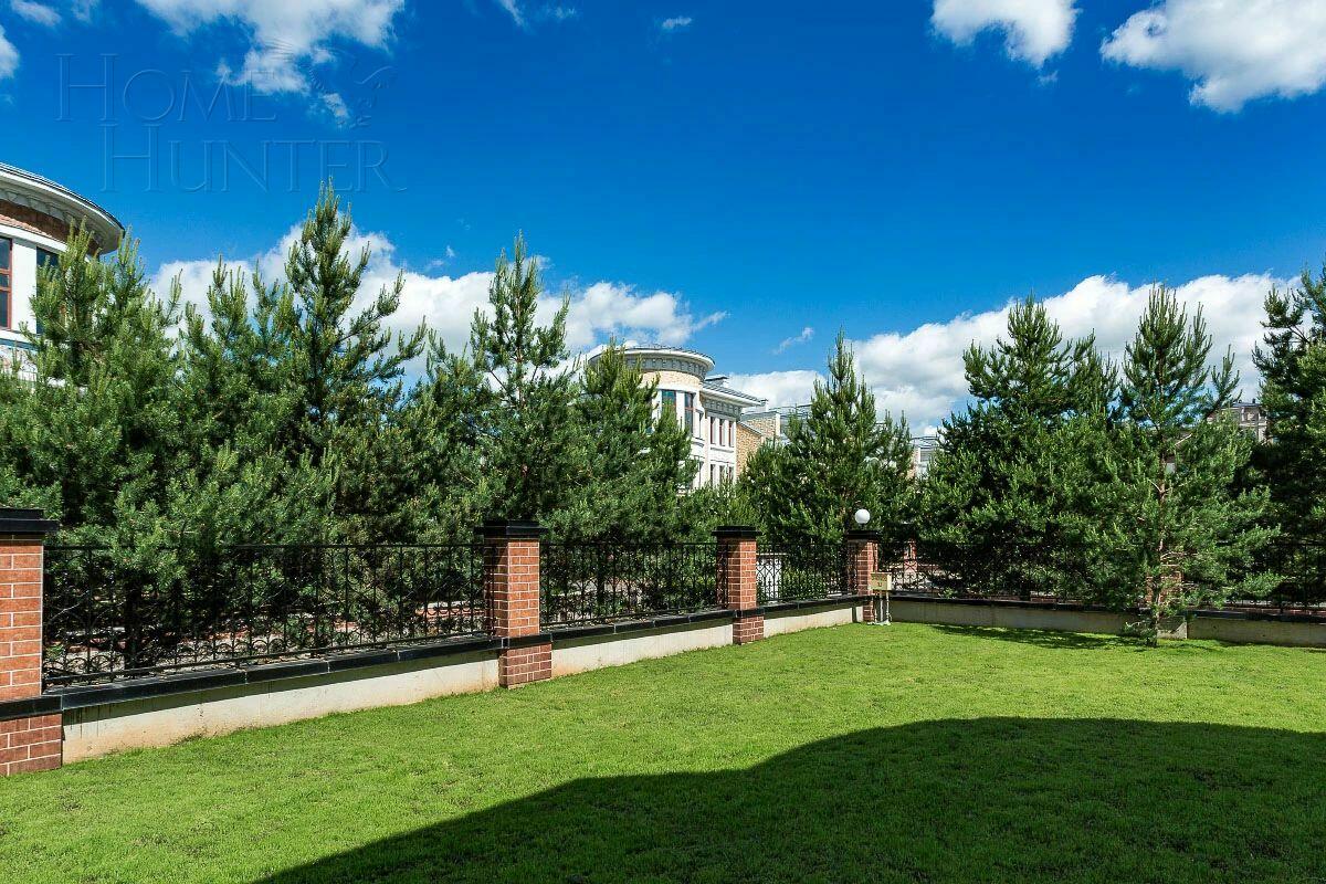 2-этажный коттедж 1 008 м² с отделкой