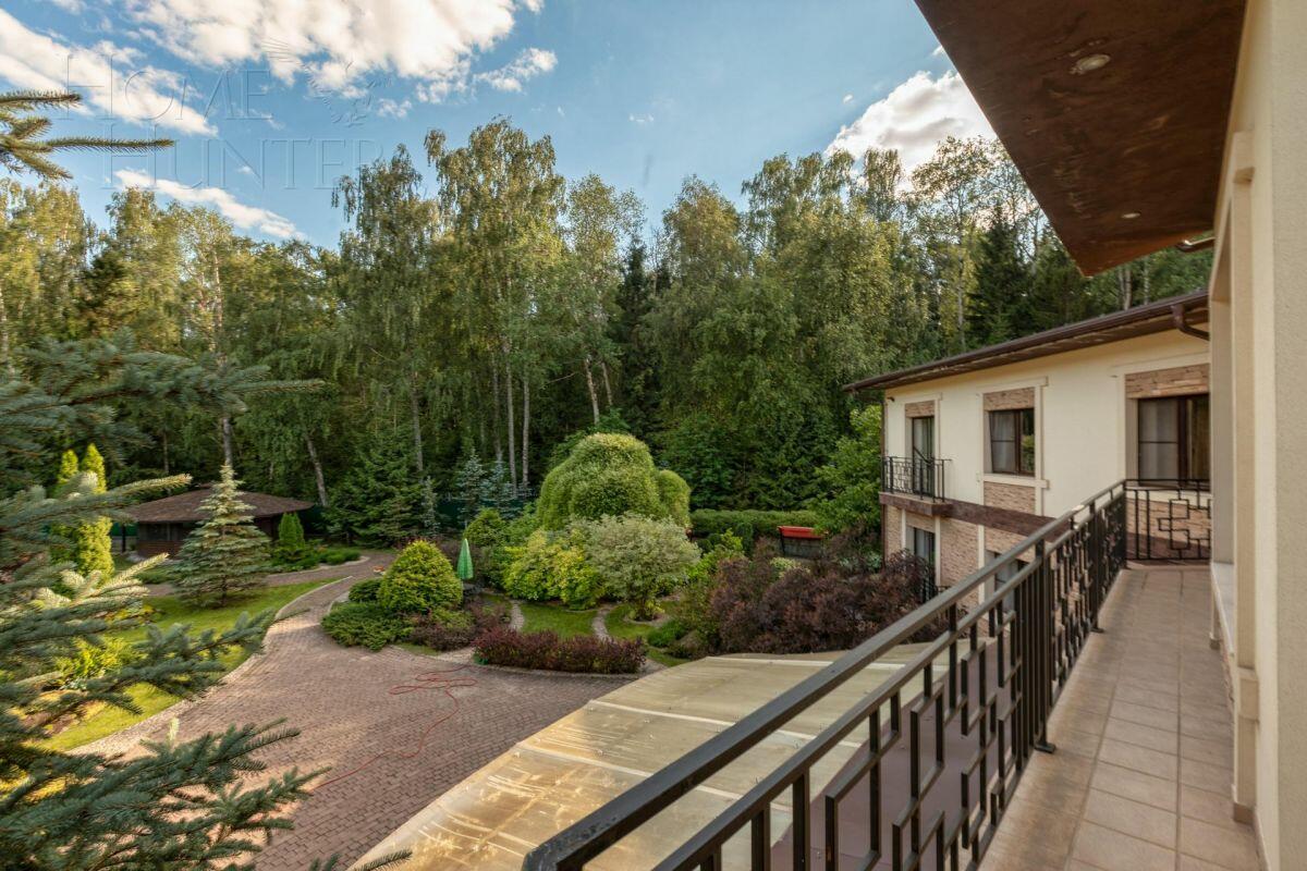 2-этажный коттедж 2 000 м² с отделкой