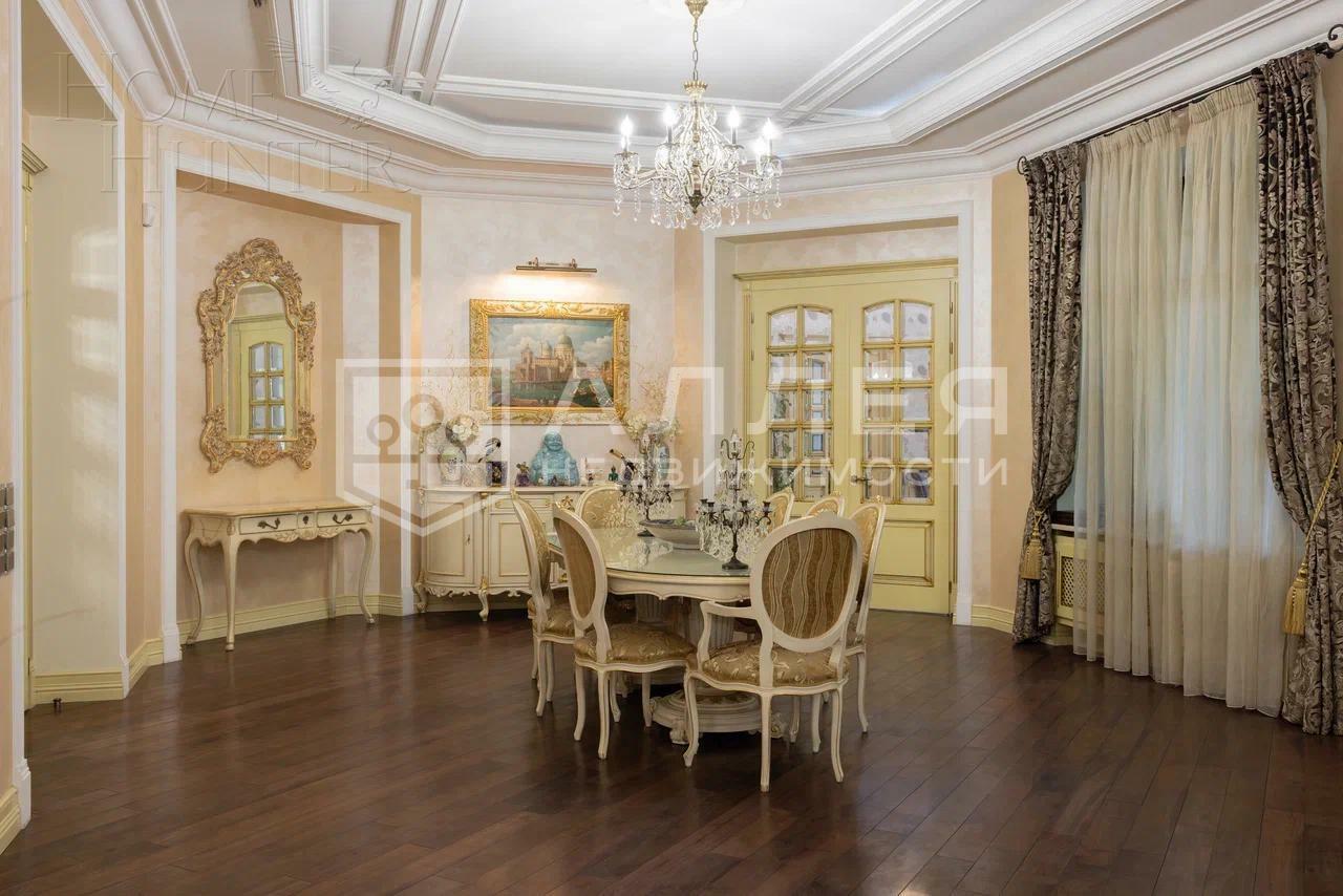 2-этажный коттедж 1 400 м² с отделкой