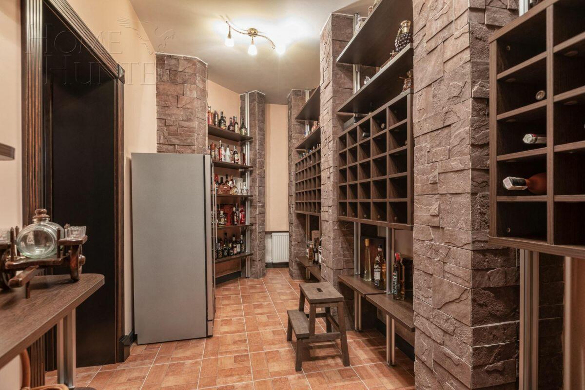 2-этажный коттедж 2 000 м² с отделкой