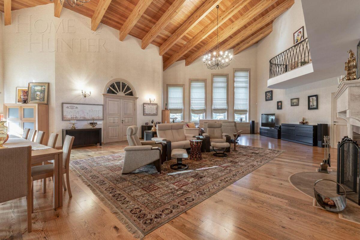 2-этажный коттедж 2 000 м² с отделкой